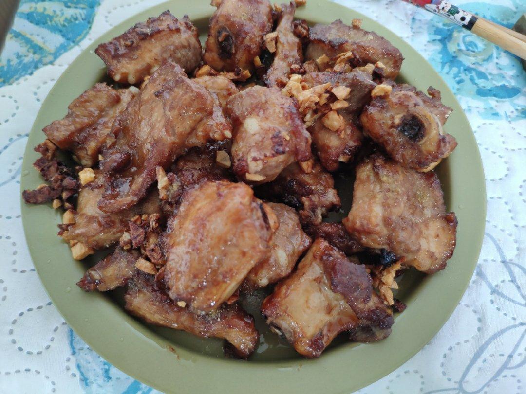蒜香排骨