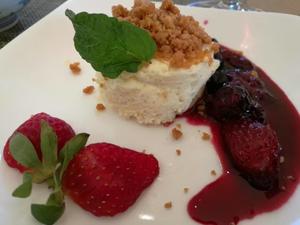 cheesecake 和蓝莓草莓酱的做法 步骤4