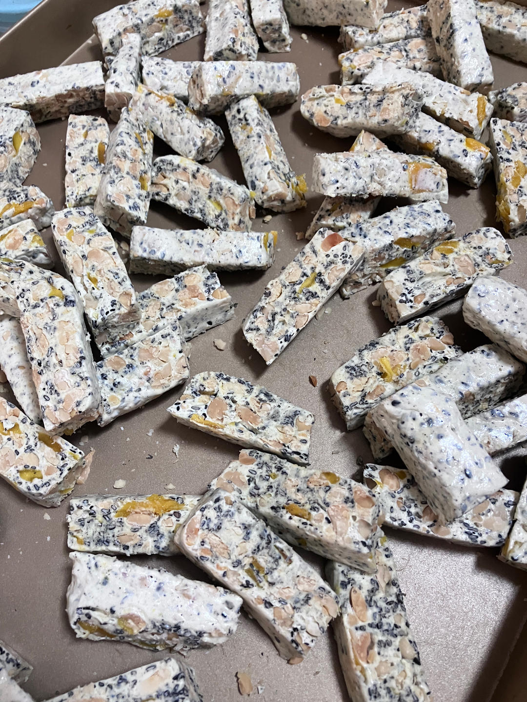 用厨师机做熬糖版牛轧糖（附小视频）