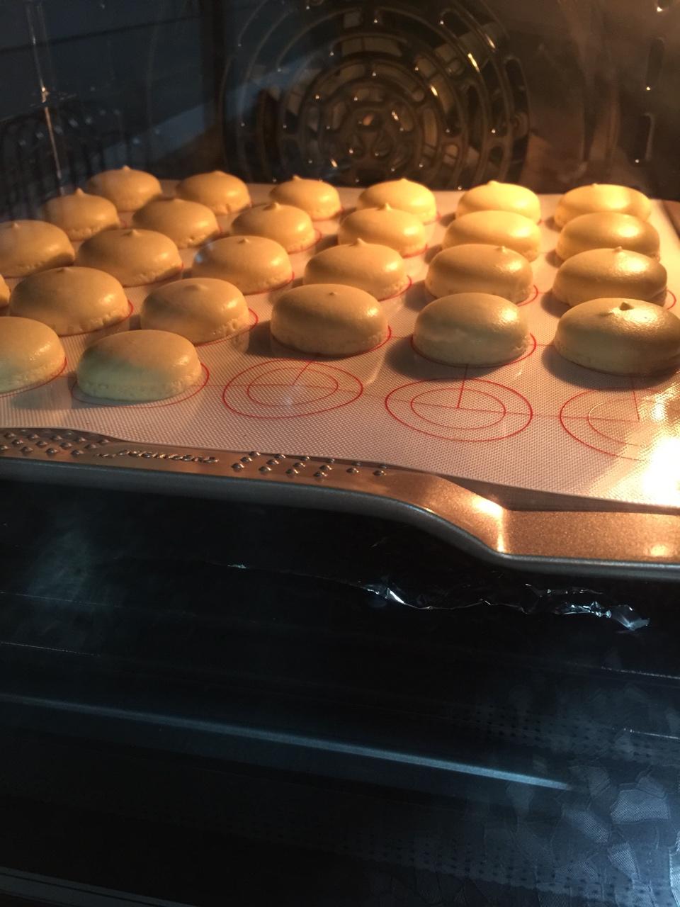 马卡龙(杏仁蛋白糖饼)