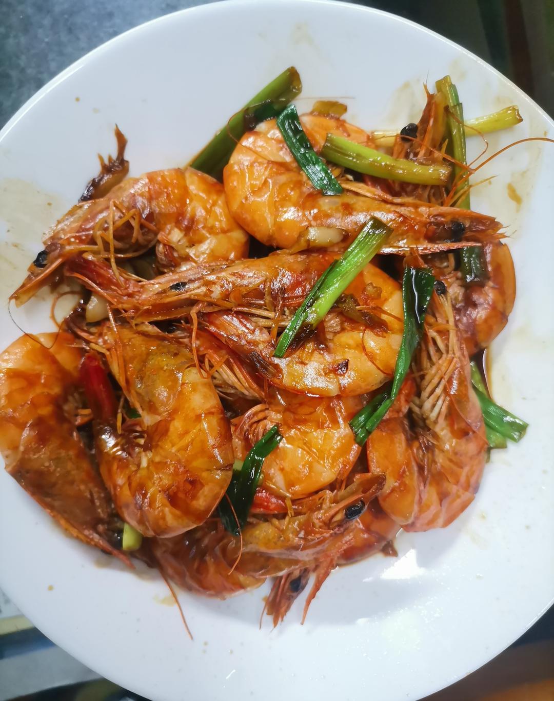 听说这是小朋友最爱吃的红烧虾🦐
