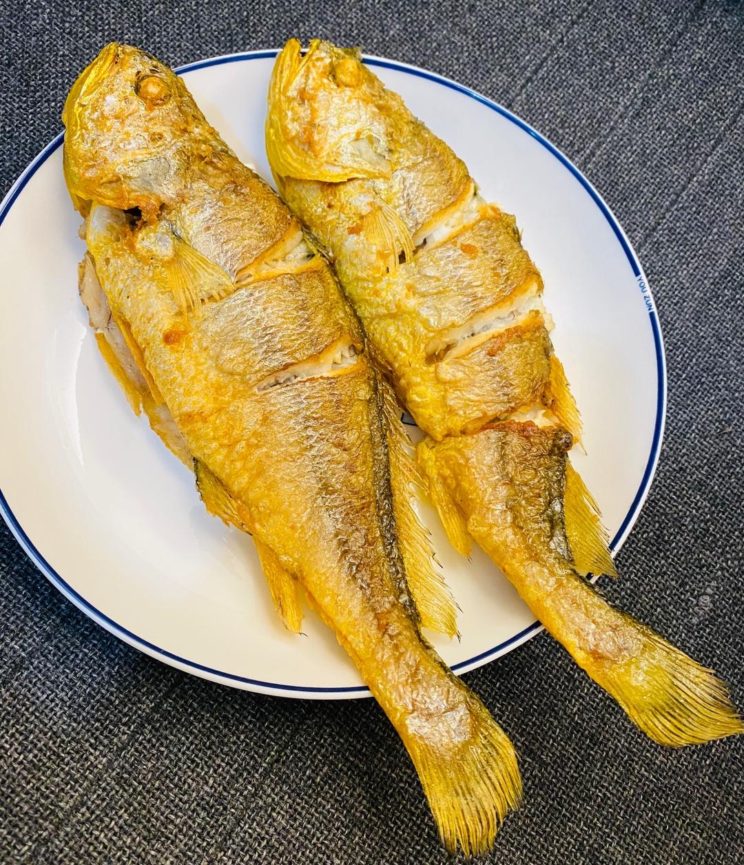 煎黄花鱼的做法