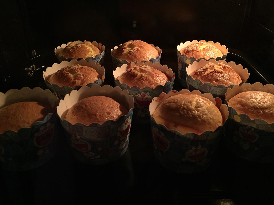 纸杯蛋糕 8寸戚风蛋糕的量