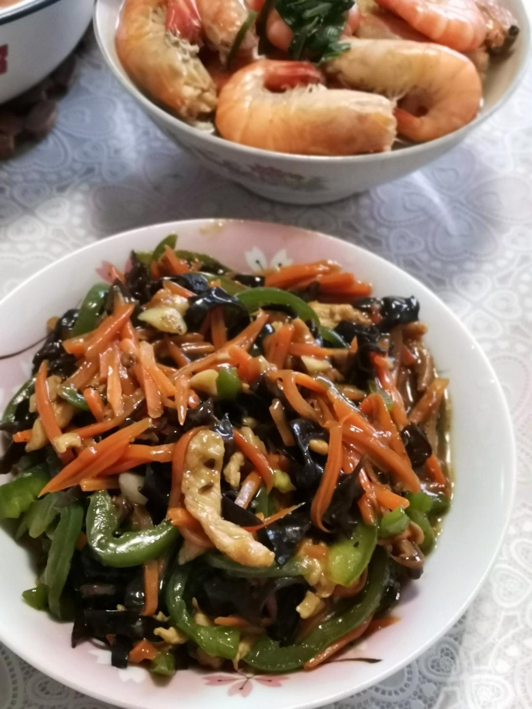 鸡胸肉做鱼香肉丝（美食家大雄版）