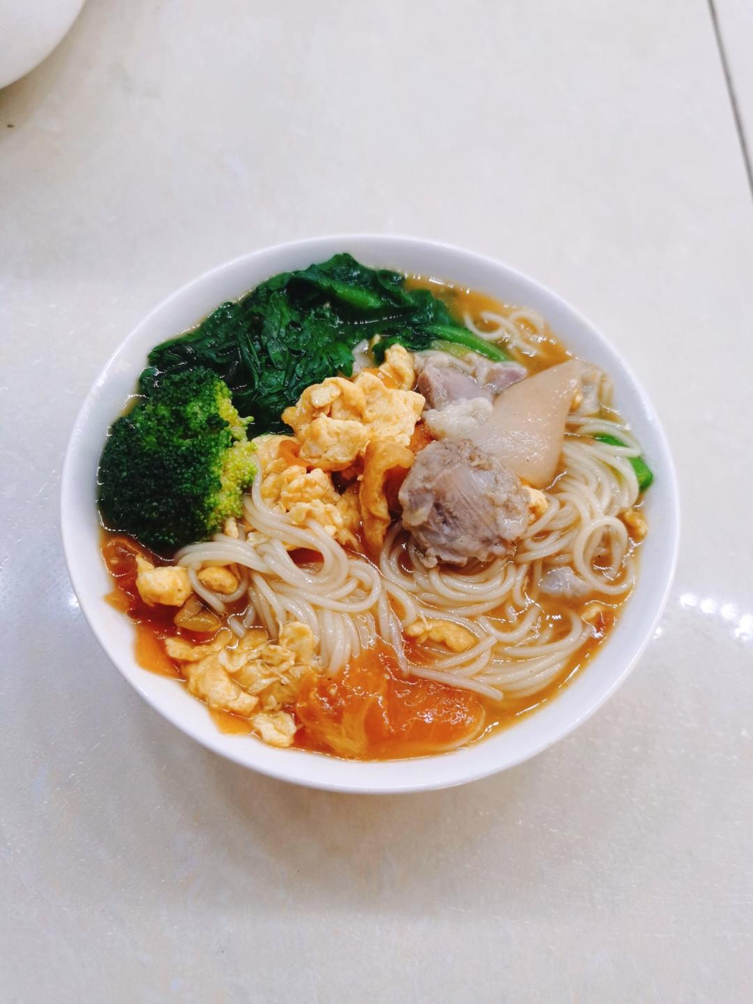 超级入味好吃的番茄鸡蛋面