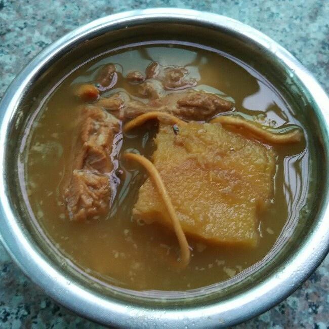 猪骨粉葛淮山汤