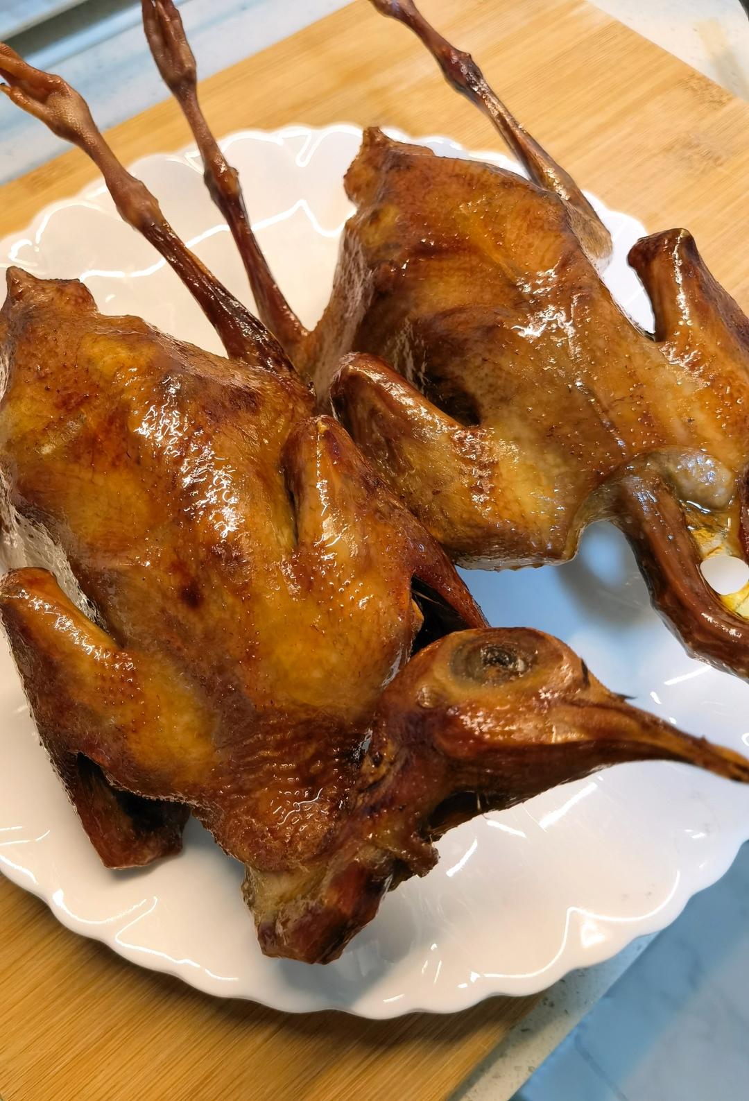 烤箱版脆皮烤乳鸽（内含脆皮的秘决）