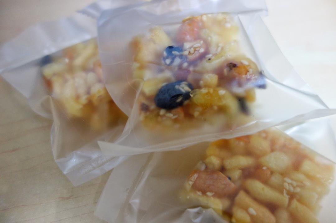 青丝玫瑰萨其马