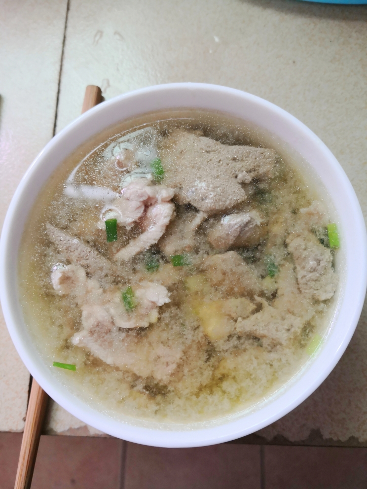 瘦肉猪肝汤的做法