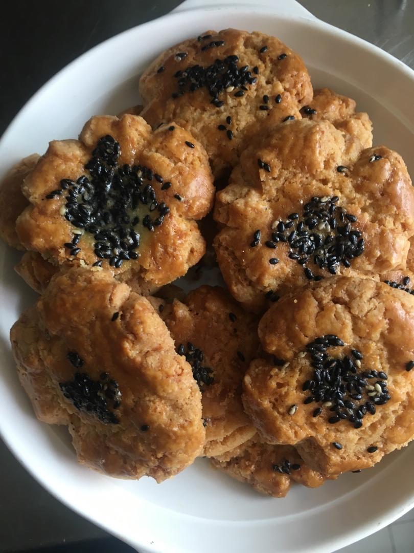 轻轻一按就碎掉的原味桃酥（不输猪油版）