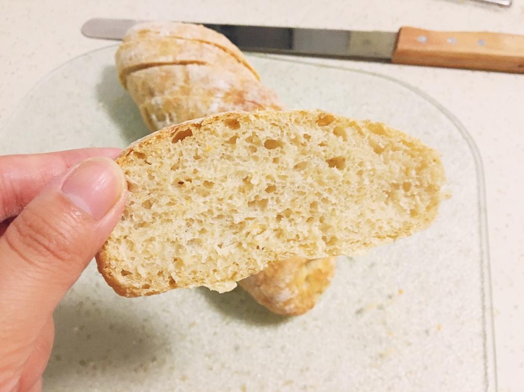 香脆健康的全麦法棍Whole Wheat Baguette