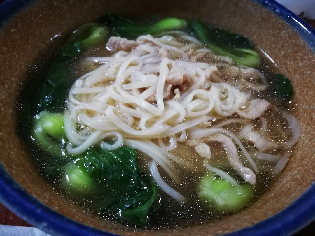 小白菜苗清汤面