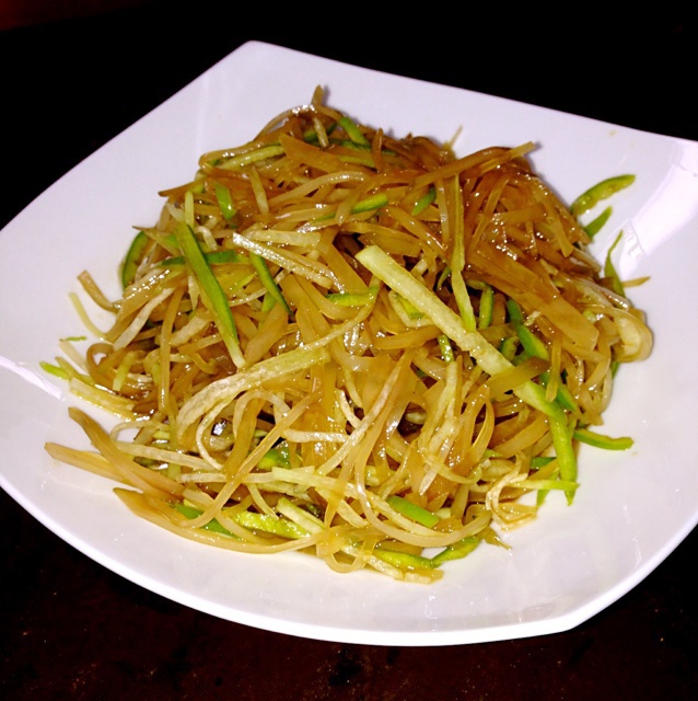 灶房先生家做的拌三生