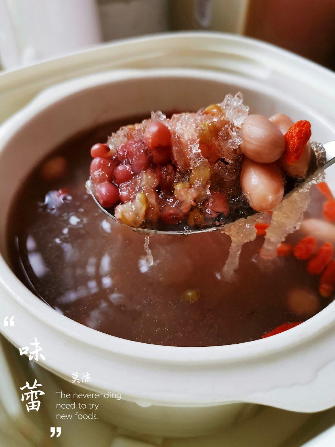 桂圆大枣红豆汤