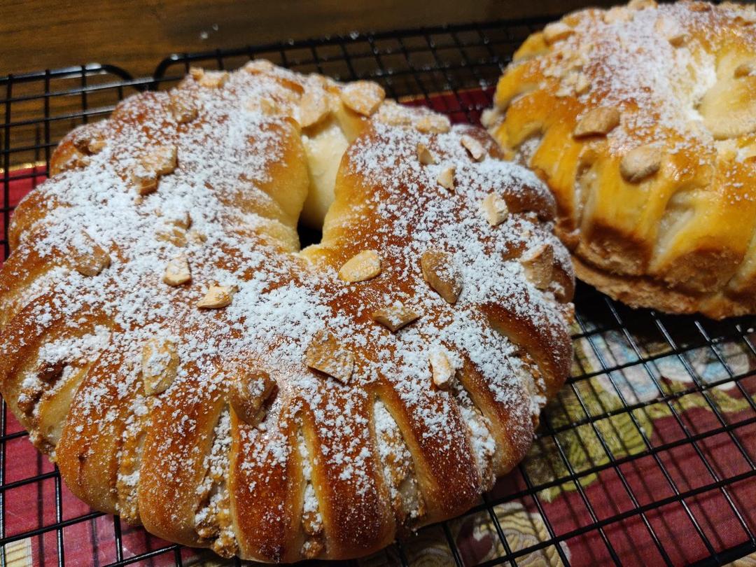 奶油乳酪核桃面包