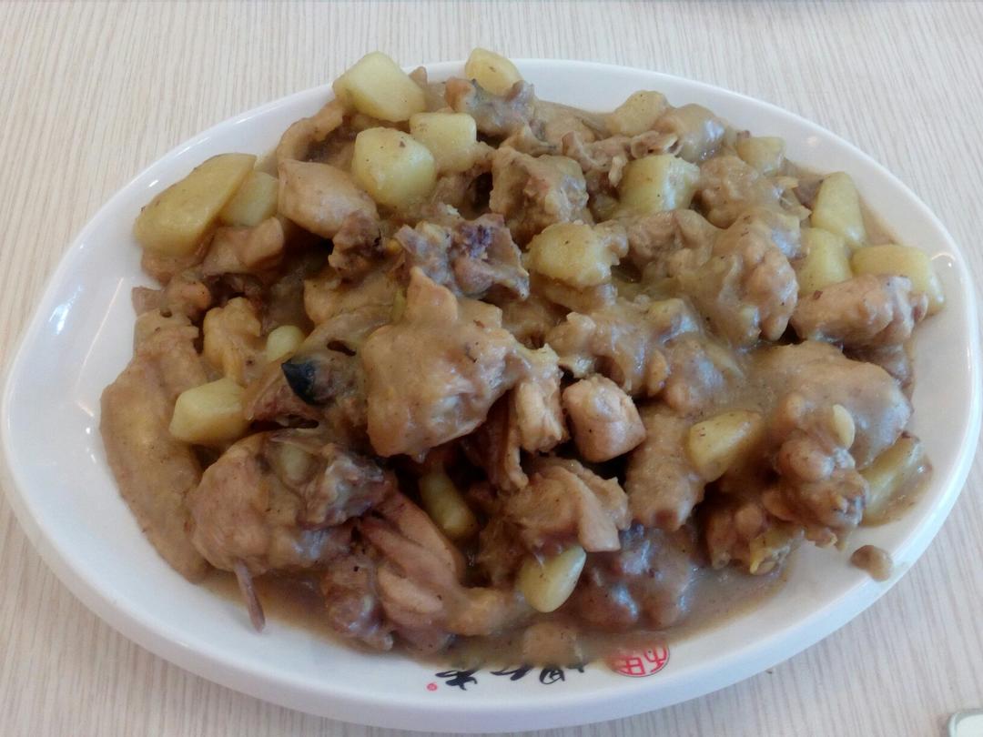 土豆炖鸡块