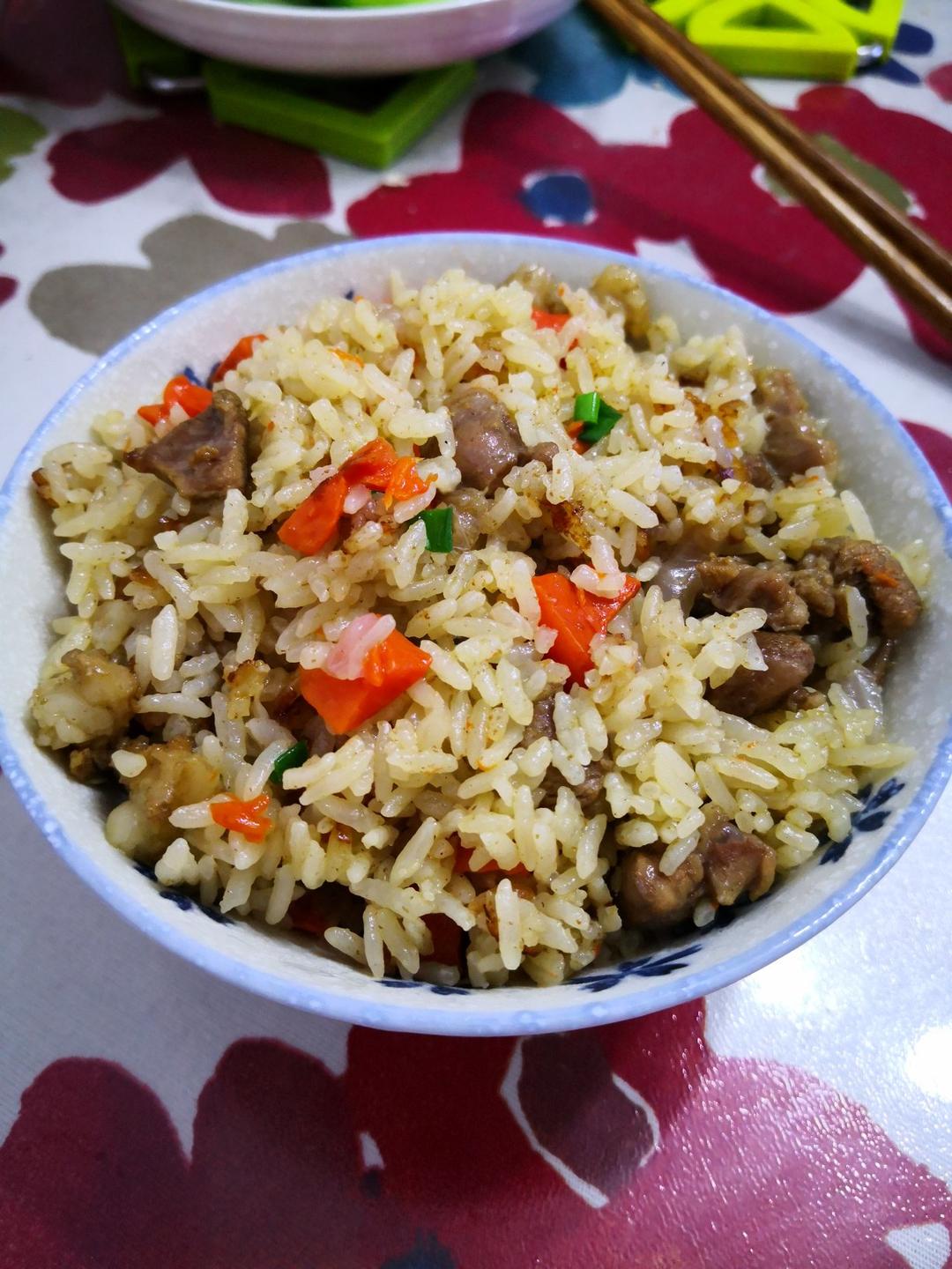 喷香羊肉焖饭