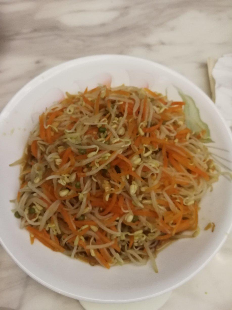 凉拌豆芽