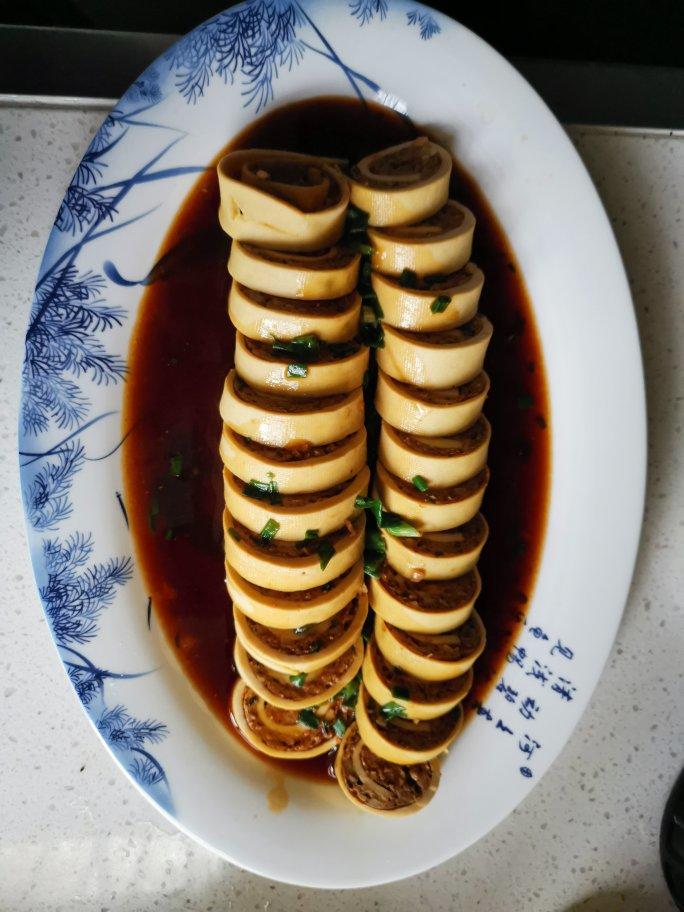 千张肉卷