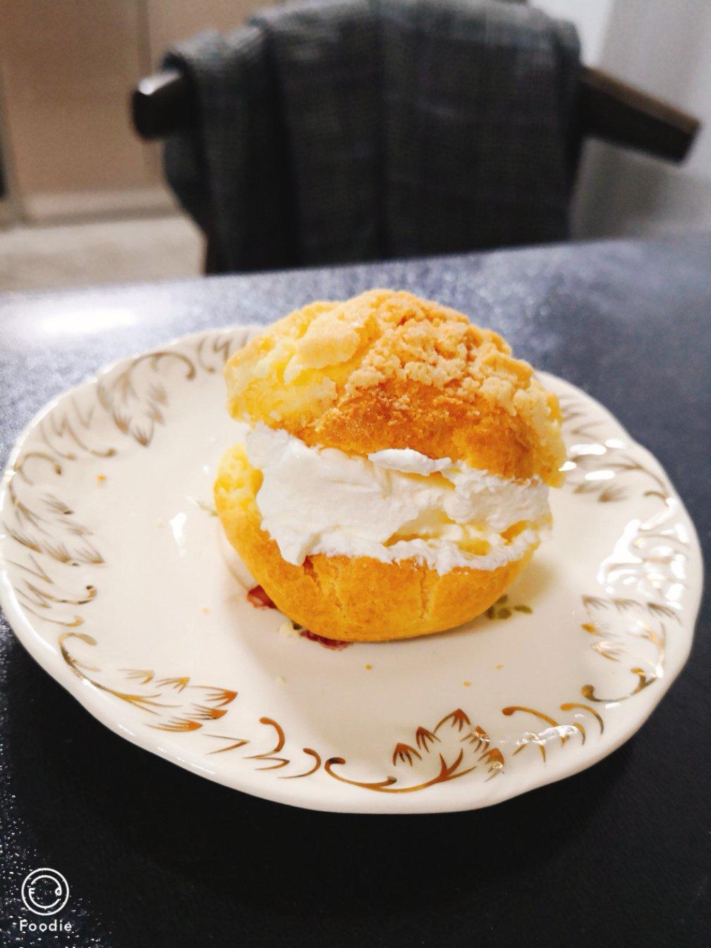 十分美味的酥皮泡芙