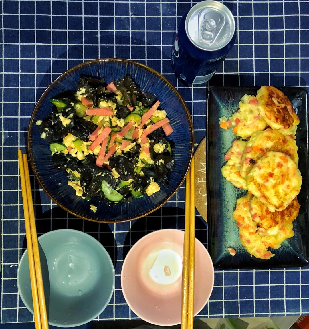 黄瓜木耳炒鸡蛋