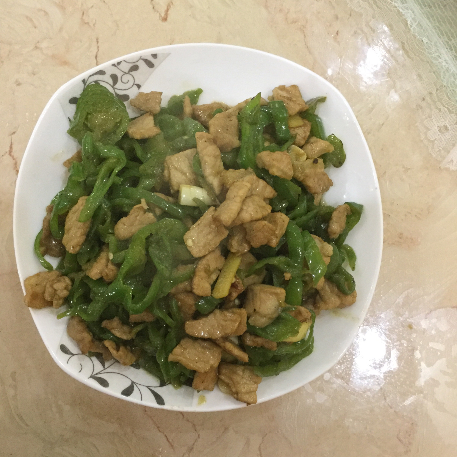 家常菜－青椒炒肉