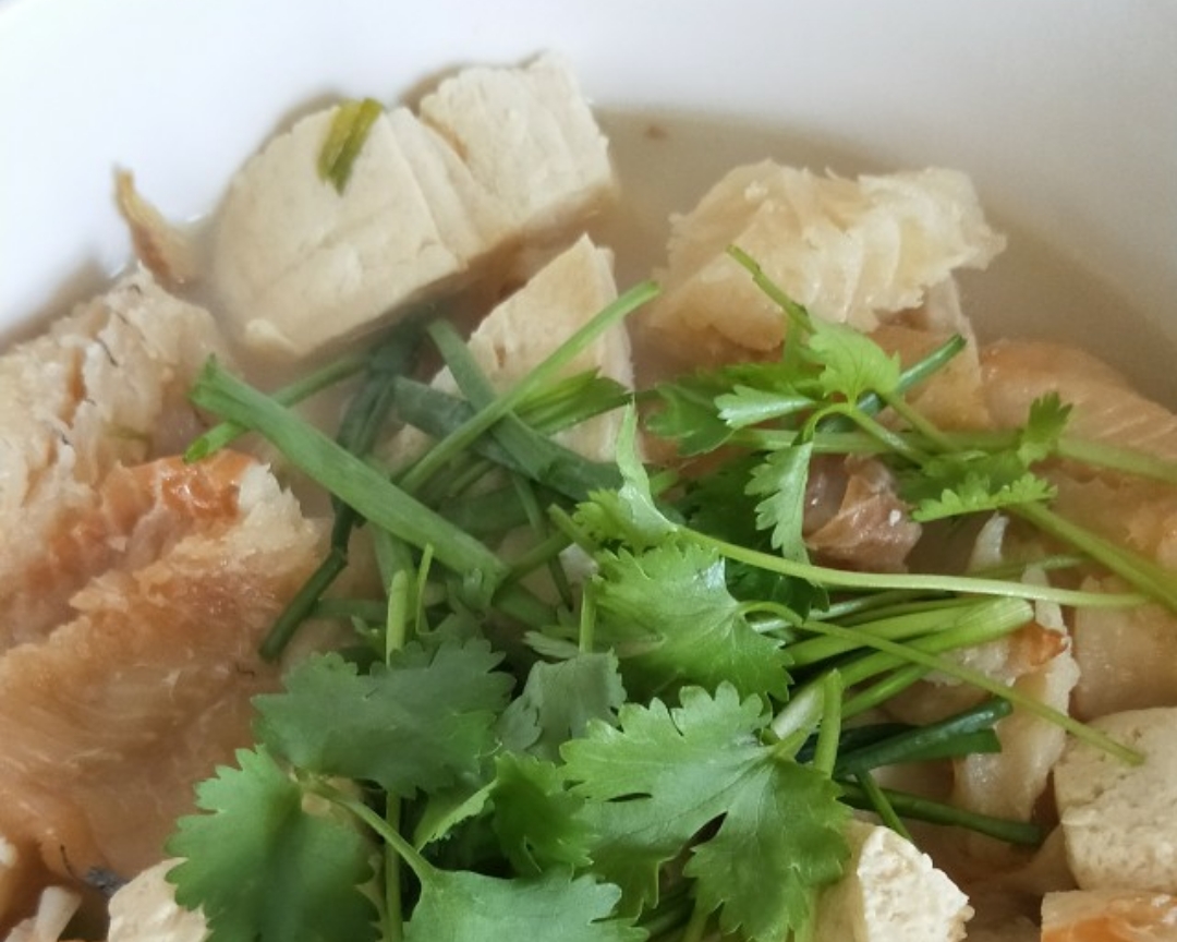 很鲜的汤🍲延吉明太鱼干＋冻豆腐汤的做法