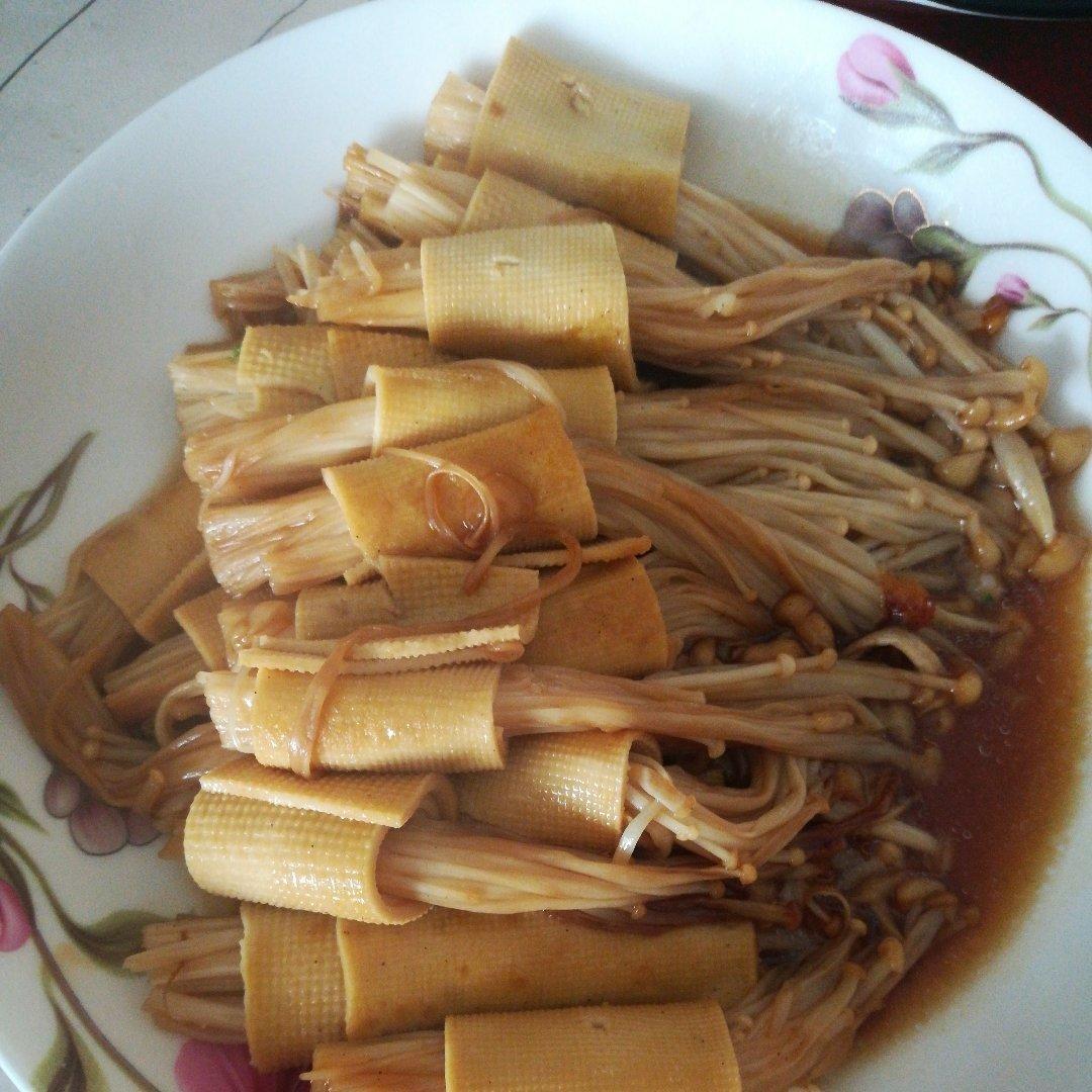 金针菇培根卷
