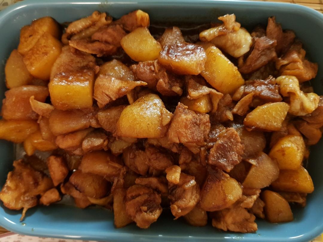 土豆焖鸡腿
