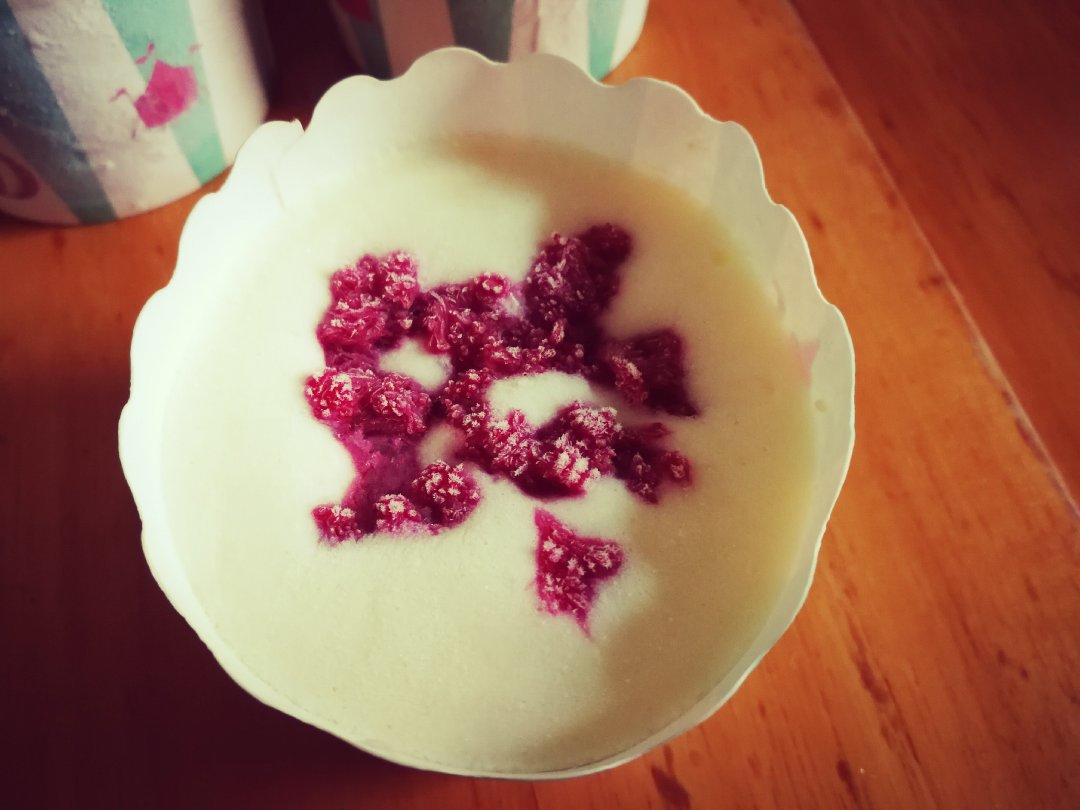 酸奶冰激凌（只需三步骤哦）