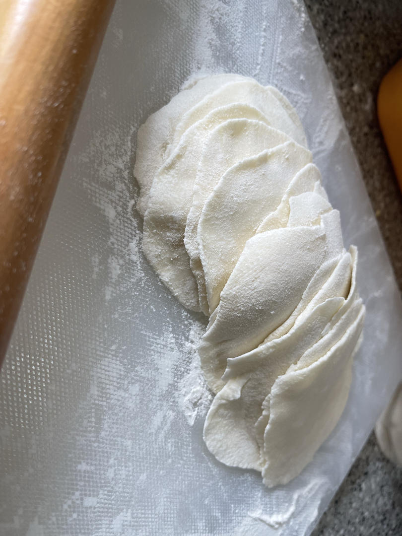 手工揉面三分钟，又韧又薄又好包的饺子皮