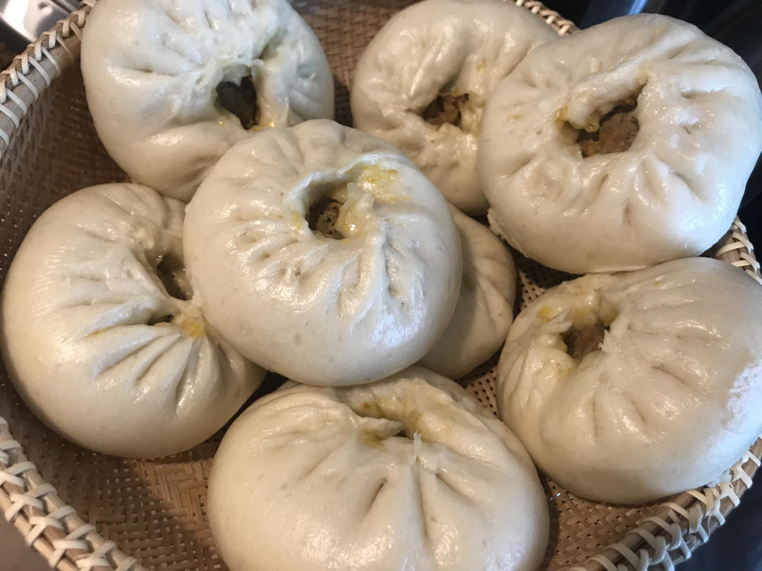 胡萝卜羊肉包子