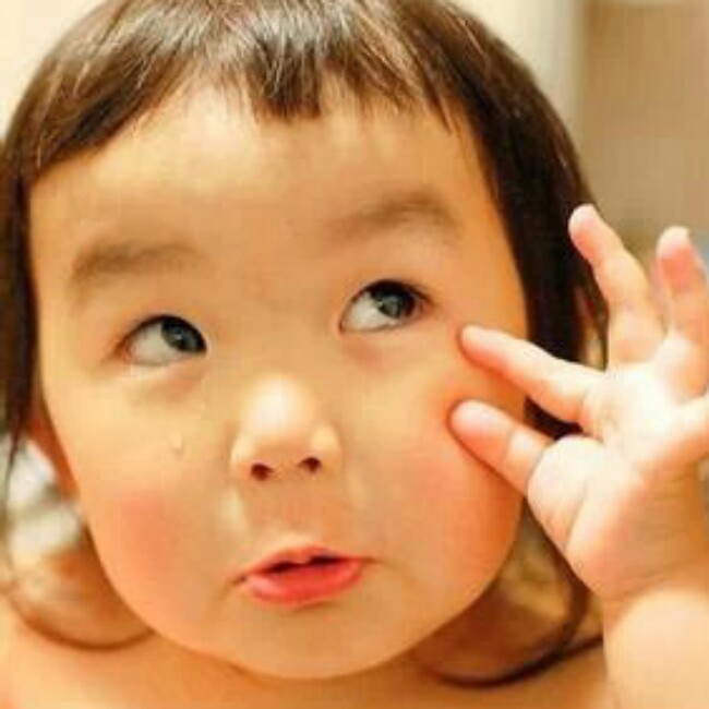 长发飘飘的风中少年