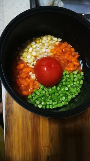 减脂番茄焖饭的做法 步骤1