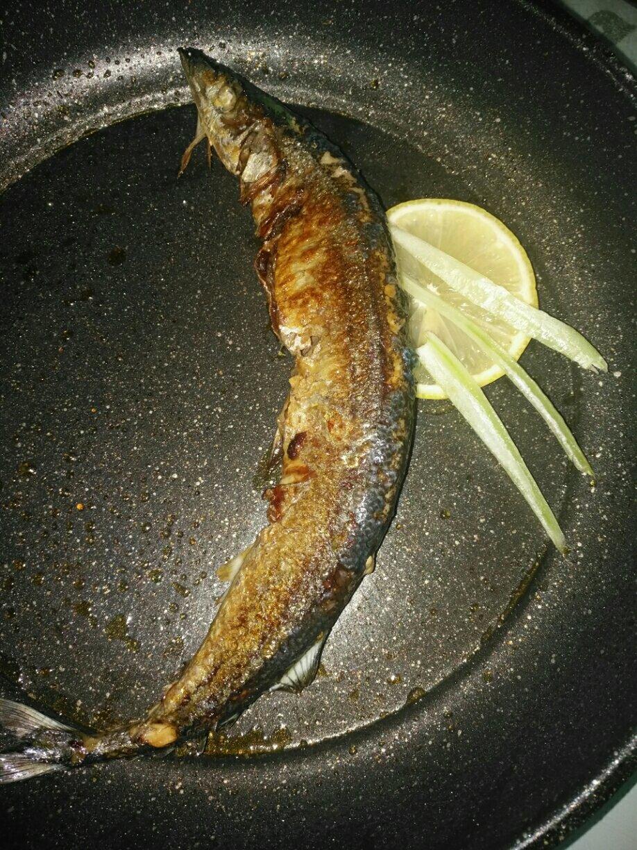 盐煎秋刀鱼