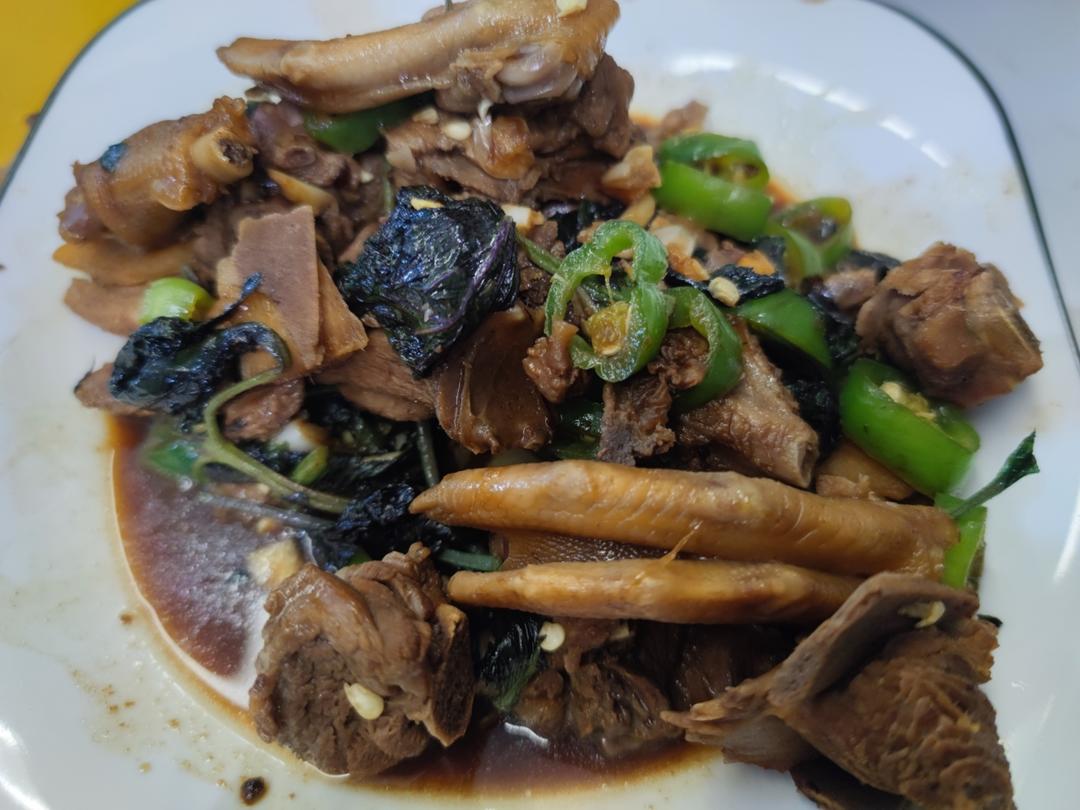 紫苏焖鸭