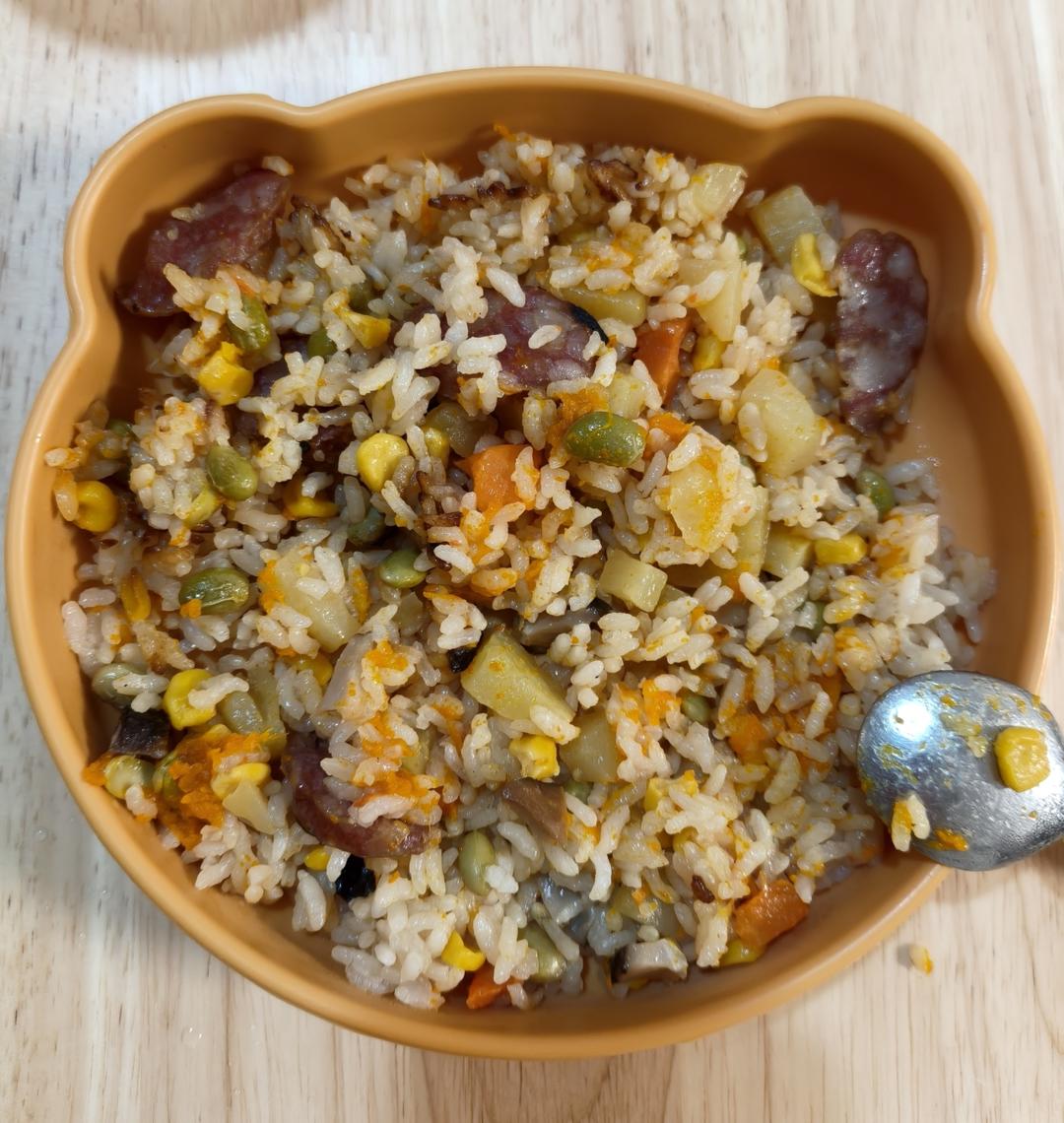 「香喷喷的懒人快手营养焖饭」少油南瓜/香肠焖饭