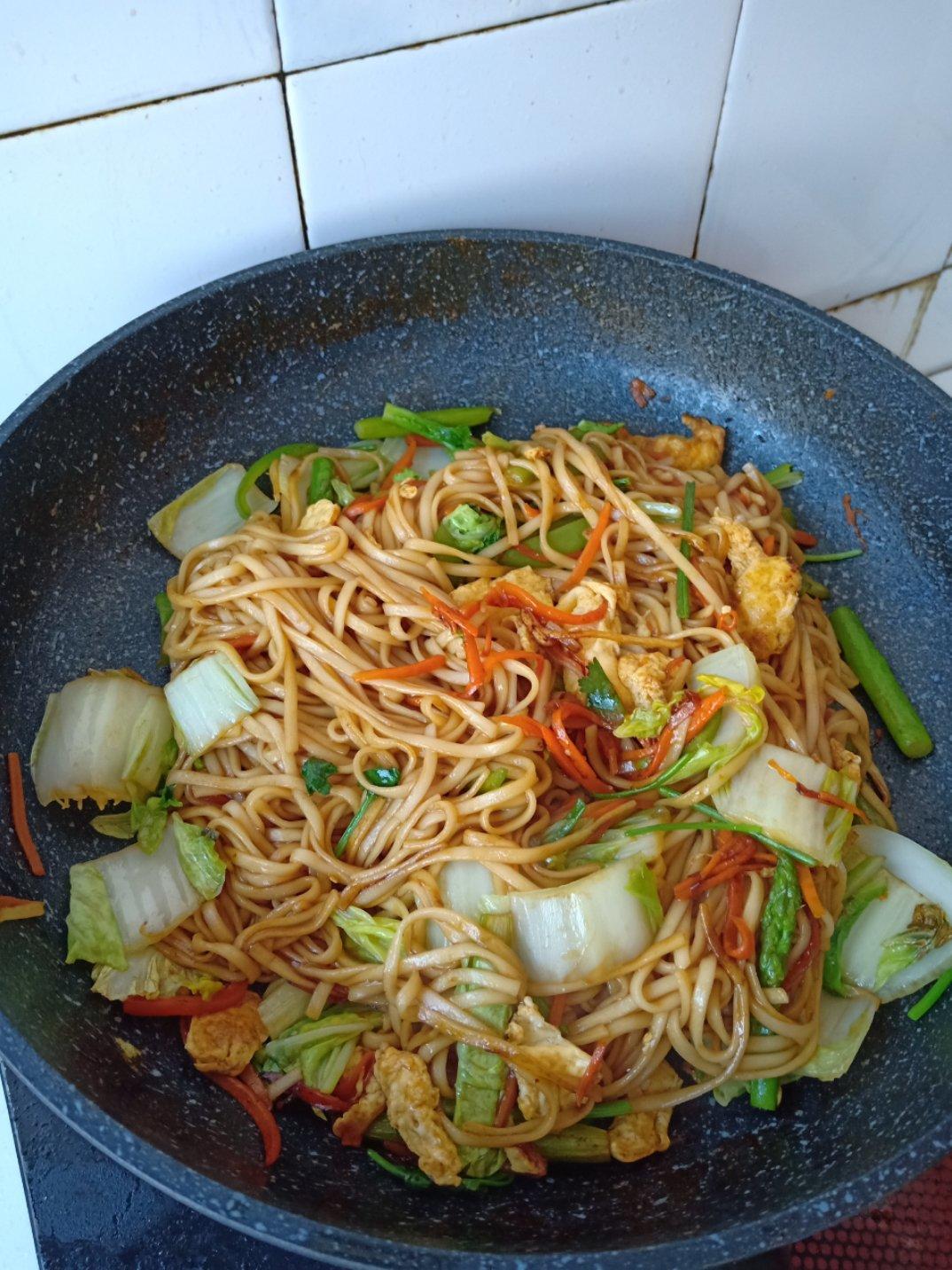 蔬菜炒面