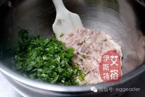 萝卜香菜丸子汤的做法 步骤3