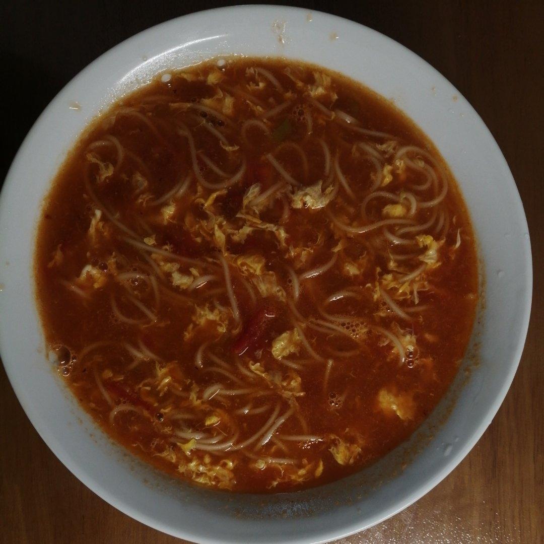 祖传西红柿鸡蛋挂面汤