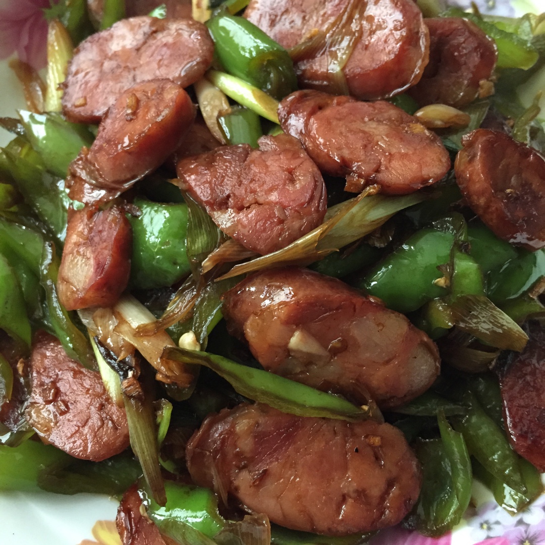 【蒜苗炒香肠图片】言子主播斗鱼556371_下厨房