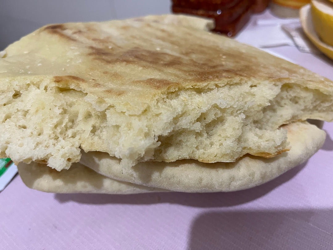 不用揉面的本味发面饼（不用油外酥脆内喧软面包口感）