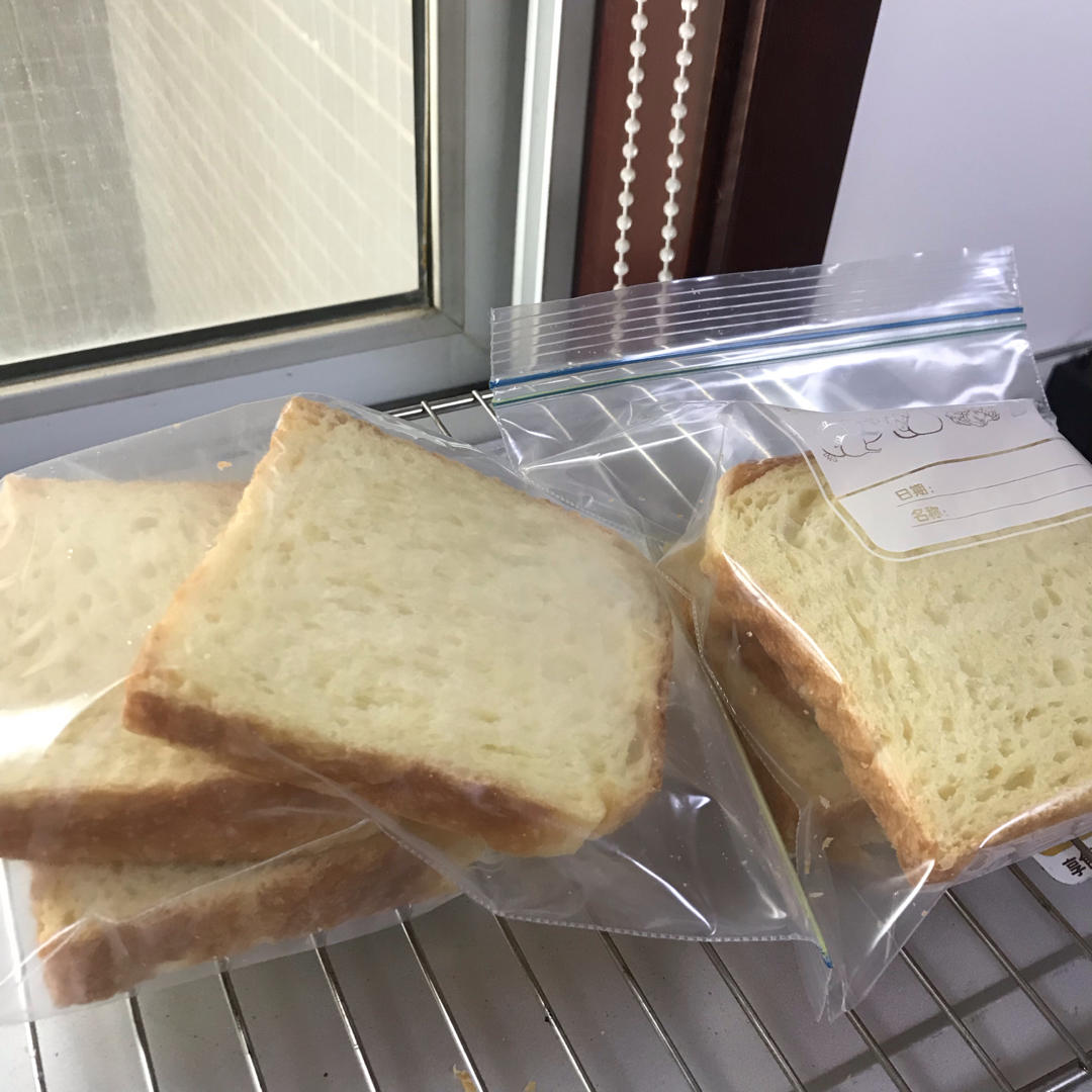 基础吐司的数据分析（新手揉手套膜）