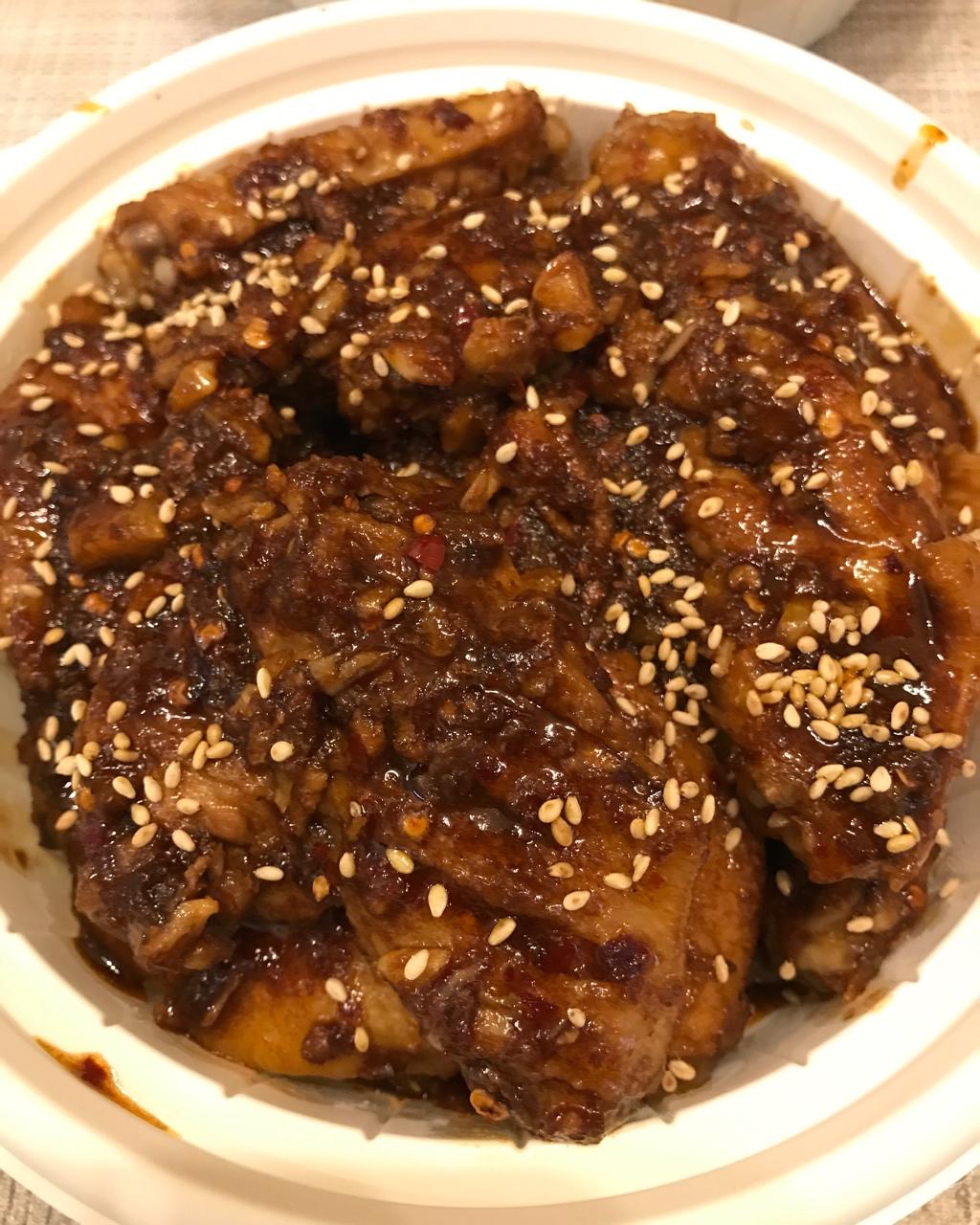 蒜香蚝油鸡翅中