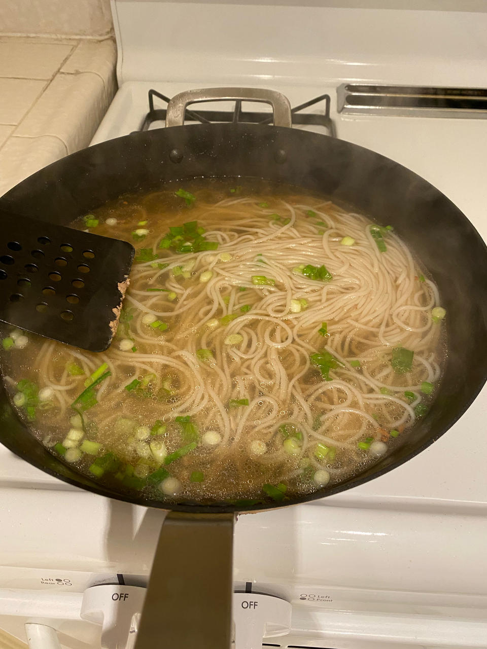 清汤挂面-香而不腻，方便快捷