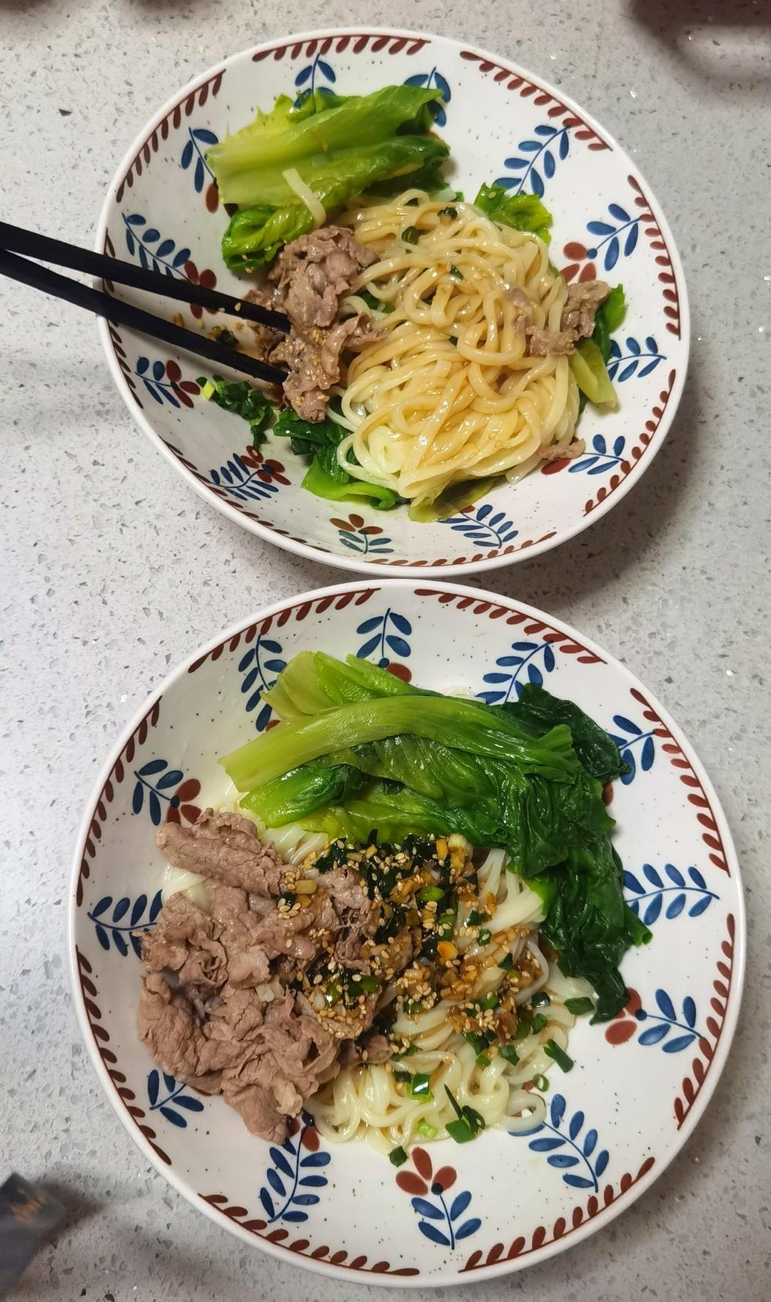 快手又好吃的酸辣肥牛面