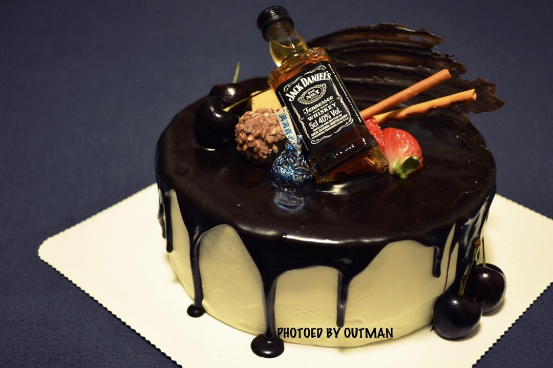 imhere5366做的蛋糕淋面之一:甘那许淋面(详细解答淋面太稠的问题)