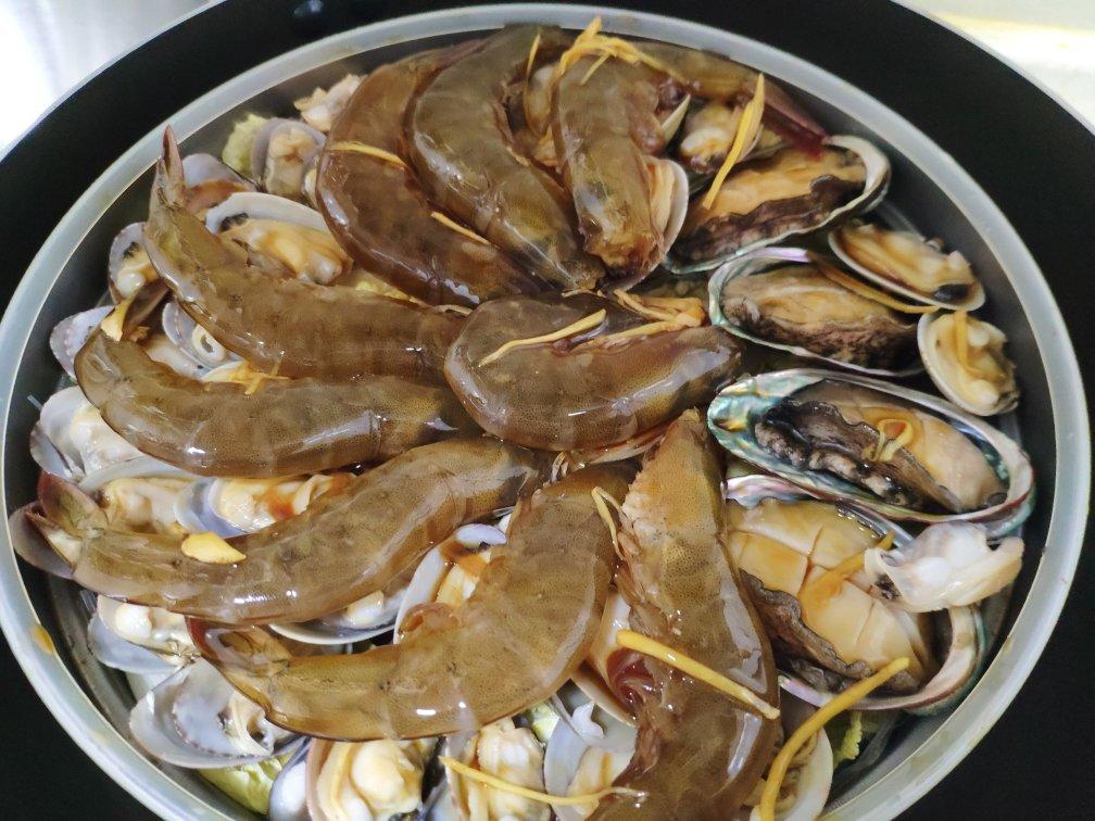 蒜香吮指海鲜大咖——松下NU-JK200W大蒸烤箱食谱