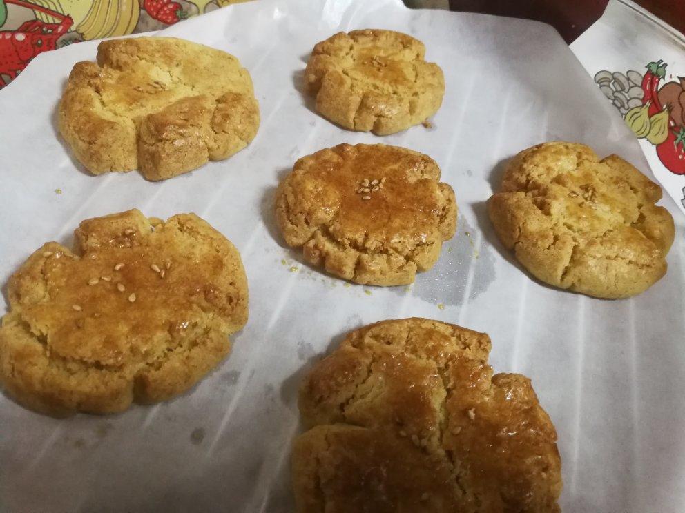 轻轻一按就碎掉的原味桃酥（不输猪油版）