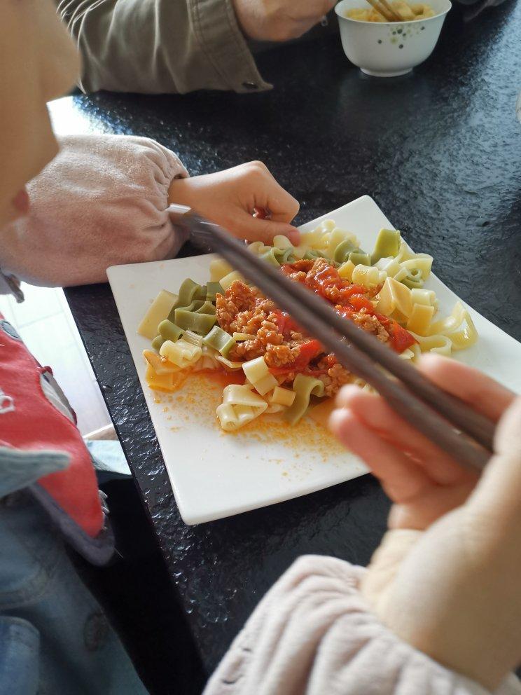 【番茄肉酱意面】